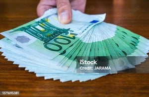Oferim împrumuturi de la 5.000   la 190.000.000   în condiții foarte simple.