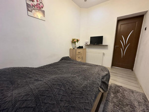 Casa la curte comuna, 53 mp, 3 camere, zona Piata Maria-Timisoara - imagine 16