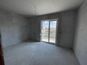 Apartament cu 2 camere si 2 balcoane perfect pentru investitie!