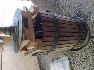 Vind teasc și zdrobitor de struguri.  - imagine 3