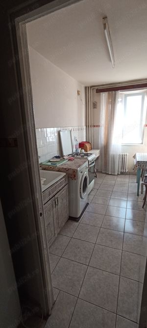 Proprietar, vând apartament 2 camere, în zona Circumvalatiunii, aproape de Kaufland. - imagine 2