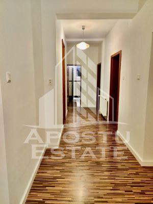 Apartament spatios cu 4 camere in zona Sagului - imagine 11