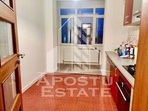 Apartament spatios cu 4 camere in zona Sagului - imagine 7