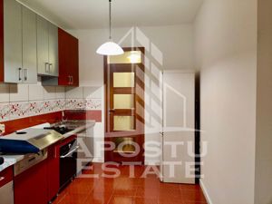 Apartament spatios cu 4 camere in zona Sagului - imagine 6