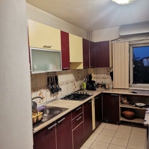 Închiriez apartament cu 2 camere - imagine 4