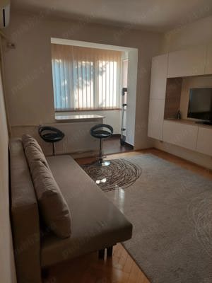 Închiriez apartament 3 camere - imagine 4