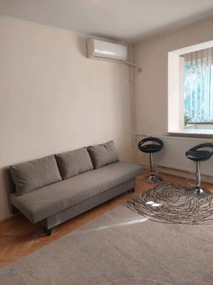 Închiriez apartament 3 camere - imagine 8