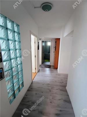 Apartament cu 4 camere 2 bai si 2 terase pe Calea Dumbravii Sibiu - imagine 17