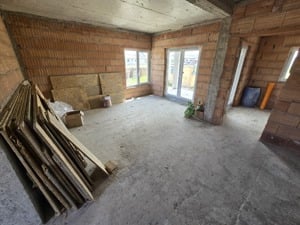 Vând 1 2 Duplex - 4 camere -165.000E colțul 170.000E partea dreaptă - Comision 0%-panouri solare - imagine 7