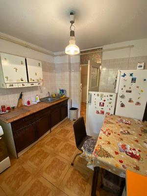 Apartament spațios cu 3 camere de vânzare - ideal pentru familie - imagine 8