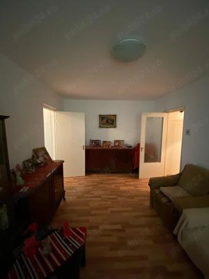 Apartament spațios cu 3 camere de vânzare - ideal pentru familie - imagine 5