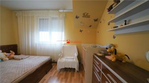 DUPLEX IN CARTIERUL ONCEA CU PARCARE SI CURTE - imagine 8