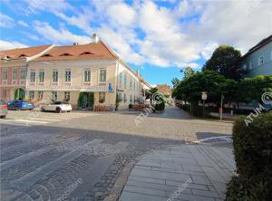 Spatiu comercial cu vad si intrare din strada in Centrul Istoric Sibiu