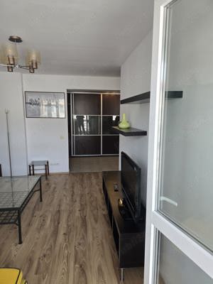 Inchiriez apartament 2 camere decomandate Vitan in spatele Rin Grand Hotel - imagine 2