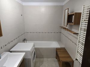 Inchiriez apartament 2 camere decomandate Vitan in spatele Rin Grand Hotel - imagine 3