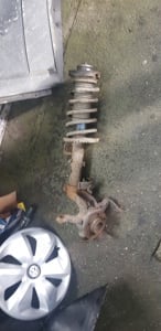 Vând Amortizor/Arc/Porfuzeta/ Polo/Skoda fabia.2005.