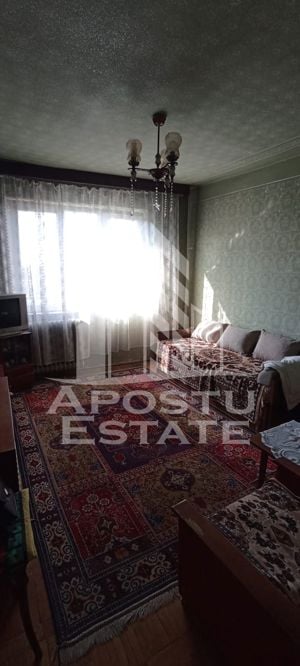 Apartament 2 camere, în zona Circumvalatiunii