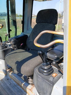 Buldozer Caterpillar CAT D4G XL an 2007 ore 6900 - imagine 6