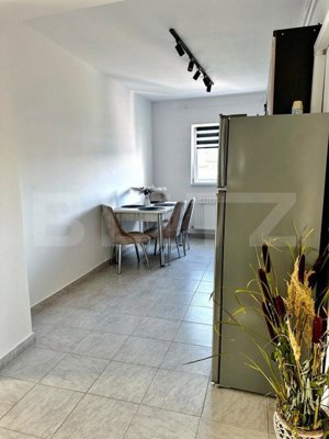 Apartament 2 camere, 55 mp cu doua balcoane  - imagine 3