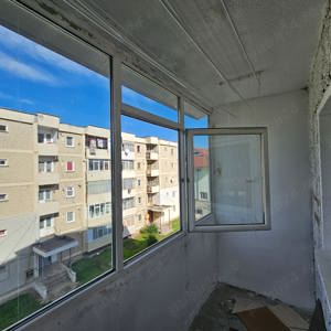 De vânzare apartament cu 1 cameră în Dărmănești, etaj 3, vedere la munte - imagine 6