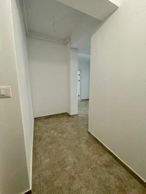 Apartament cu 2 camere situat in Bloc Nou ,CHIAR IN STATIA STB SMARDAN - imagine 5