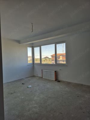 Agentia Imobiliară Impact 2000   Vânzare Apartament 2 Camere Decomandate KM 5 Veterani - imagine 6