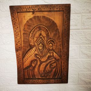 icoana sculptata traditional Fecioara Maria sculptura icoana cioplita in lemn Maica Domnului