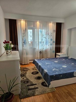 Apartament de 4 camere, 100 mp, zona Nicolina - imagine 12