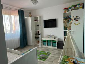 SUPER OFERTA! Apartament 3 camere, decomandat, 80mp, 5 5, lift, pod - imagine 10