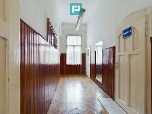 Apartament de închiriat – 3 camere, zonă centrală - imagine 2