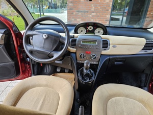 Lancia ypsilon  - imagine 2