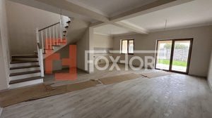 Duplex de vanzare cu 5 camere, despartit prin garaj, zona Giroc  - imagine 1