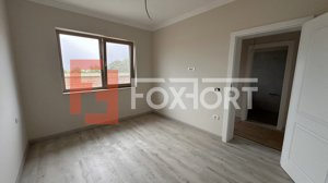 Duplex de vanzare cu 5 camere, despartit prin garaj, zona Giroc  - imagine 3