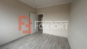 Duplex de vanzare cu 5 camere, despartit prin garaj, zona Giroc  - imagine 14