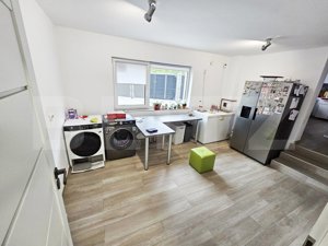 Oportunitate investitie! Casa individuala cu 12 camere, 386mp, zona Vivo - imagine 17