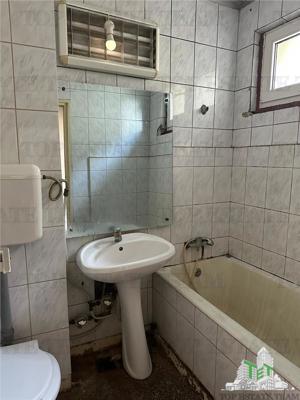 Apartament 2 camere de vanzare in zona Pajura - imagine 9