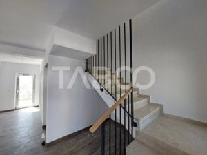 Casa insiruita 4 camere 120 mp utili balcon curte Micesti Alba Iulia