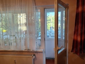  Apartament cu 3 camere în zona Dacia la parter foarte inalt  cu balcon - imagine 8