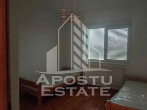 Apartament spatios cu 4 camere in zona Sagului - imagine 4