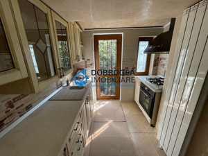  ZONA PECO- 3 CAMERE  MOBILAT SI UTILAT MODERN, GRADINA PRIVATA ,PARCARE - imagine 2