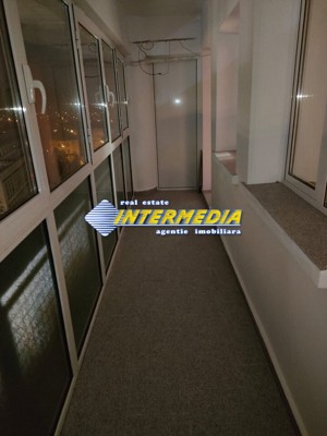 Apartament cu 3 camere de inchiriat in Alba Iulia Centru - imagine 10