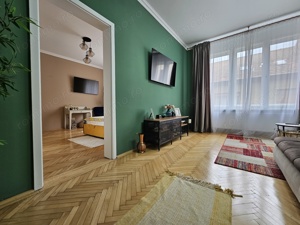 Pretabil investitie! Ultracentral! Studio+apartament cu 2 camere! - imagine 6