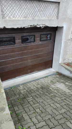 usi de  garaj sectionale