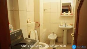 OSTROVENI - APARTAMENT 4 CAMERE, CENTRALA PROPRIE - imagine 10