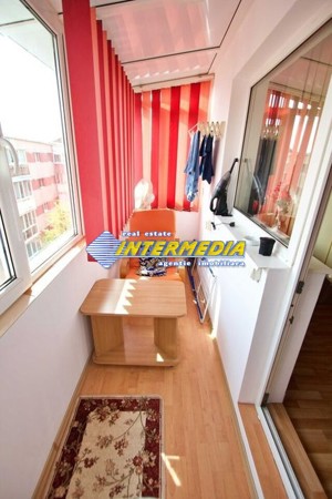 Apartament cu 2 camere de vanzare in Alba Iulia Cetate zona Piata mobilat si utilat  - imagine 3