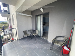 Apartament 3 camere, etaj intermediar, Zona Vivo - imagine 9