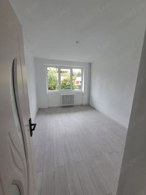 Vand apartament 3 camer - imagine 2