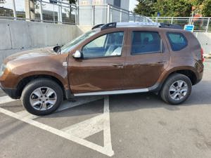 Vând Dacia Duster 2014 - imagine 2