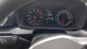 SEAT Leon  Style, primul proprietar, 1.0 TSI, 110CP, mai 2024, Manuala, 6 trepte, roti de iarna noi. - imagine 8