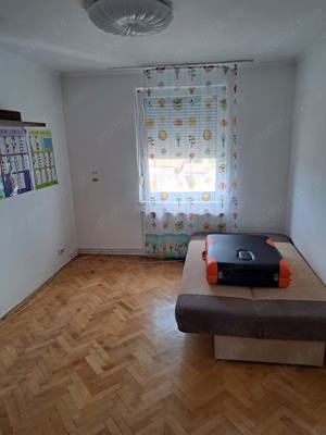 Apartament 4 camere de vânzare în Salonta  - imagine 2